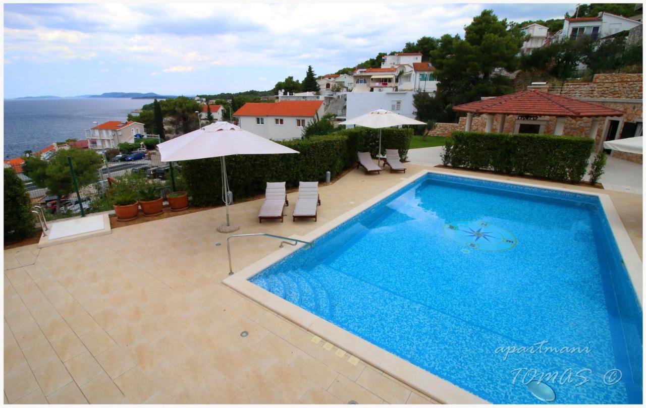 Apartments Tomas Примоштен Экстерьер фото