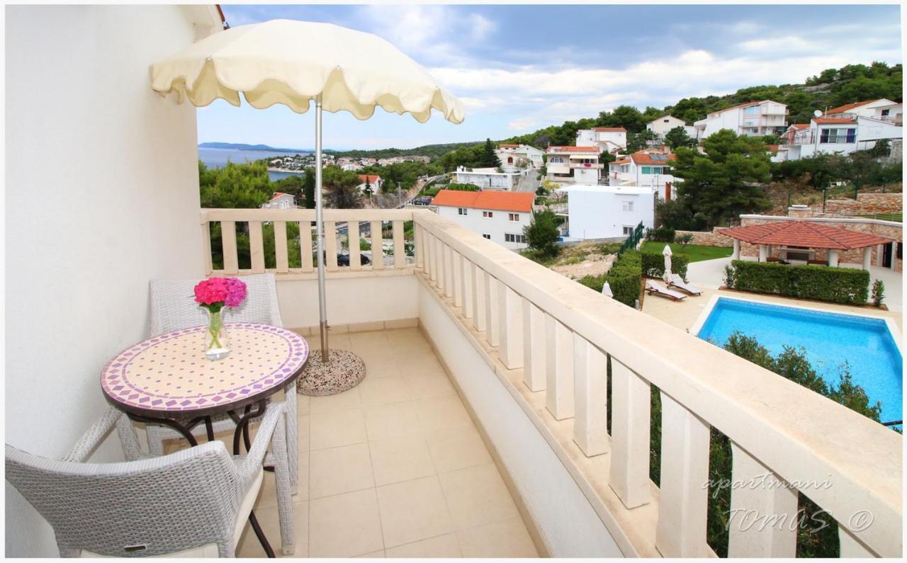 Apartments Tomas Примоштен Экстерьер фото
