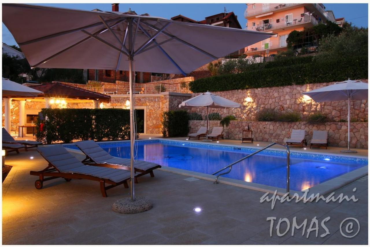 Apartments Tomas Примоштен Экстерьер фото
