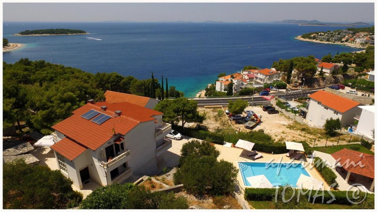 Apartments Tomas Примоштен Экстерьер фото
