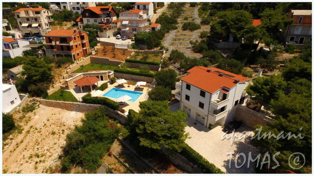 Apartments Tomas Примоштен Экстерьер фото